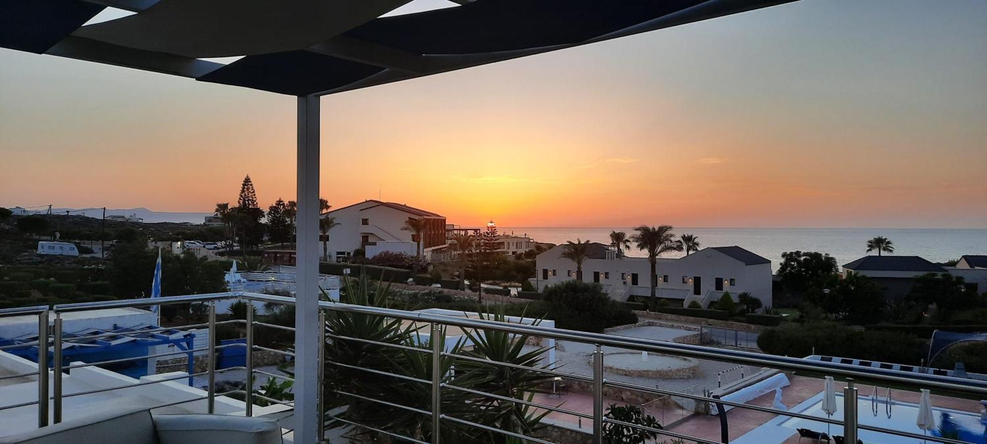 Poseidon Suites Hotel Stavrós 外观 照片