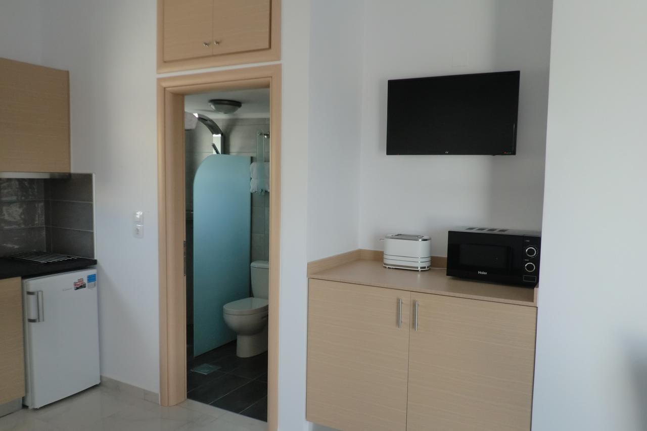 Poseidon Suites Hotel Stavrós 外观 照片
