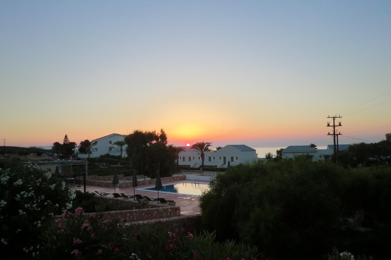 Poseidon Suites Hotel Stavrós 外观 照片