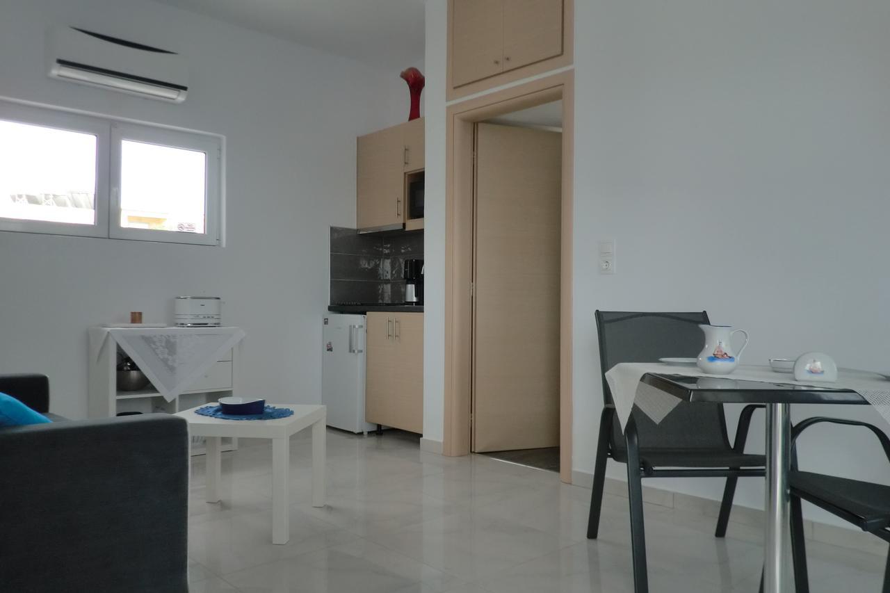 Poseidon Suites Hotel Stavrós 外观 照片